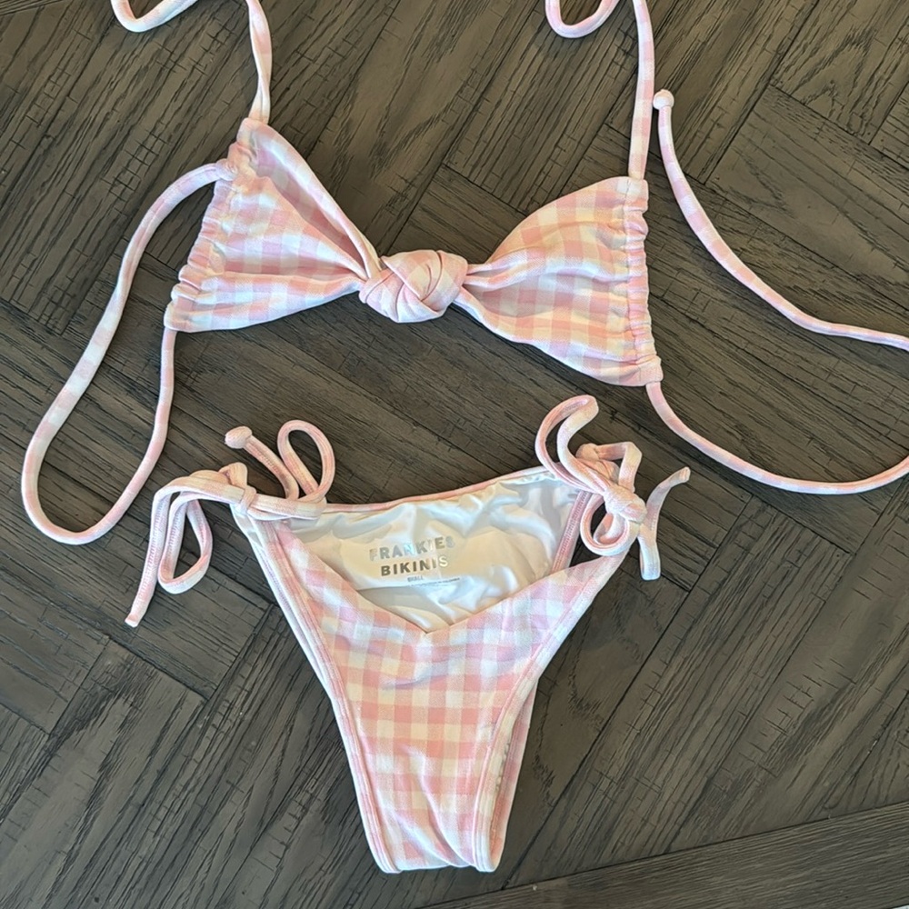 Frankie’s Bikini Pink gingham